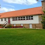 Дом отдыха Family House With Mountain View In *