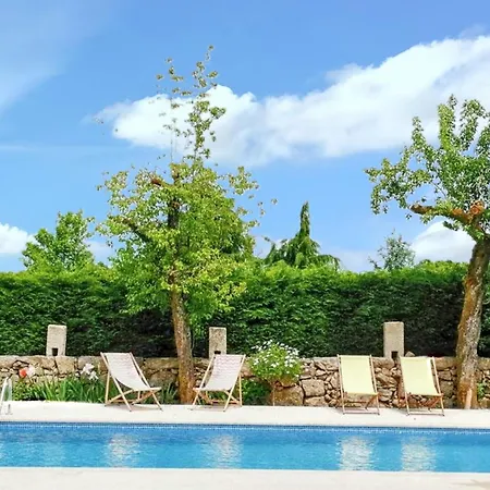 펜션 Family House With Mountain View In