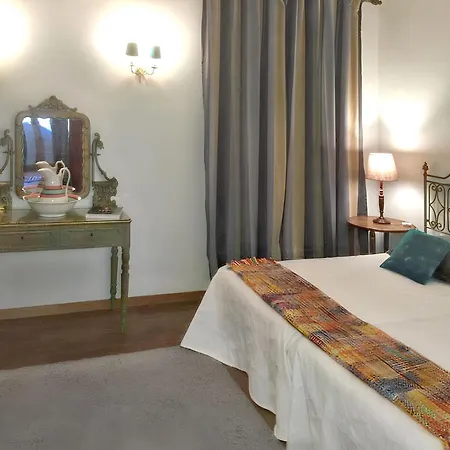 Vakantiehuis Family House With Mountain View In