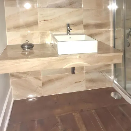 Vakantiehuis Family House With Mountain View In *